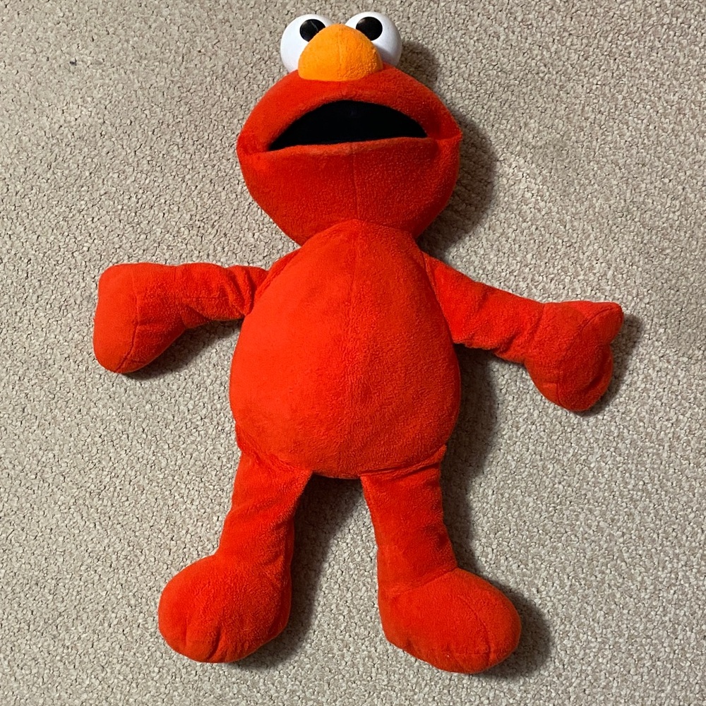 Fisher price large Sesame Street Elmo plush doll. Vintage 2002